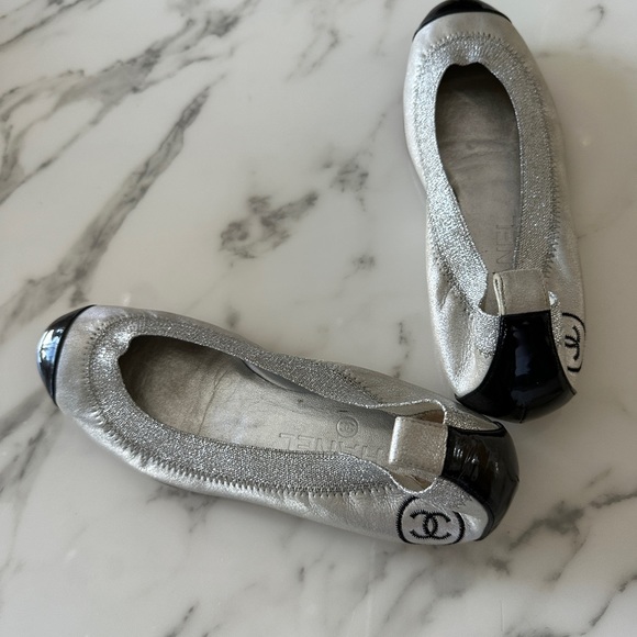 Chanel Ballet Flats - Picture 2 of 5